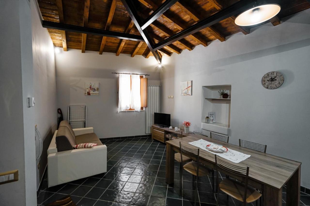 Casa Vacanza Centro Storico Fornelli Villa Luaran gambar